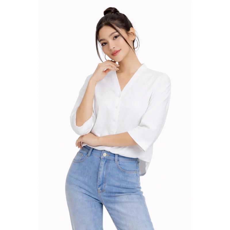 Blouse Wanita V-Neck Lengan Basic Putih