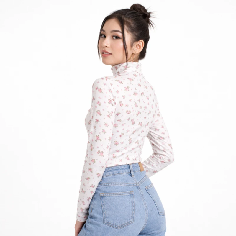 Mockneck Wanita Red Bird Elegant Look