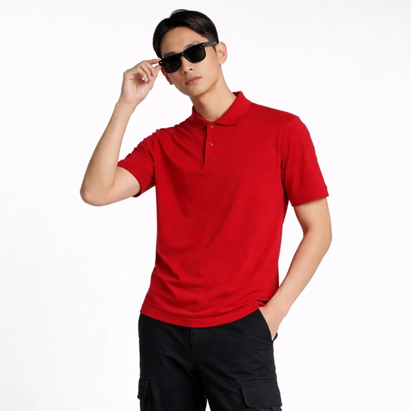Polo Shirt Merah Casual Look